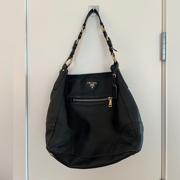 AUTH Prada Vitello Daino Hobo bag in black, MEDIUM - Picture 4 of 14